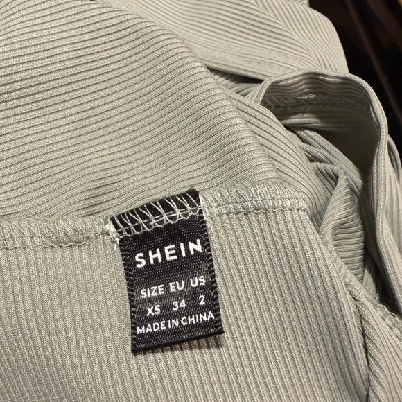 SHEIN Puff Sleeve Crop Top - Light Gray - Picture 12 of 12